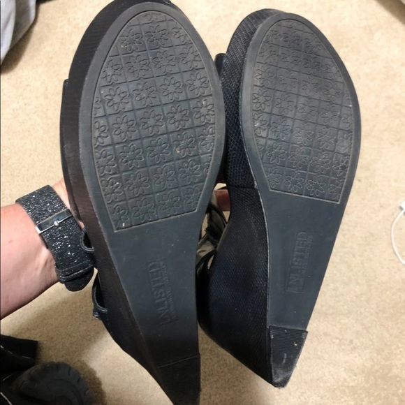 Black wedge sandals - Picture 5 of 9